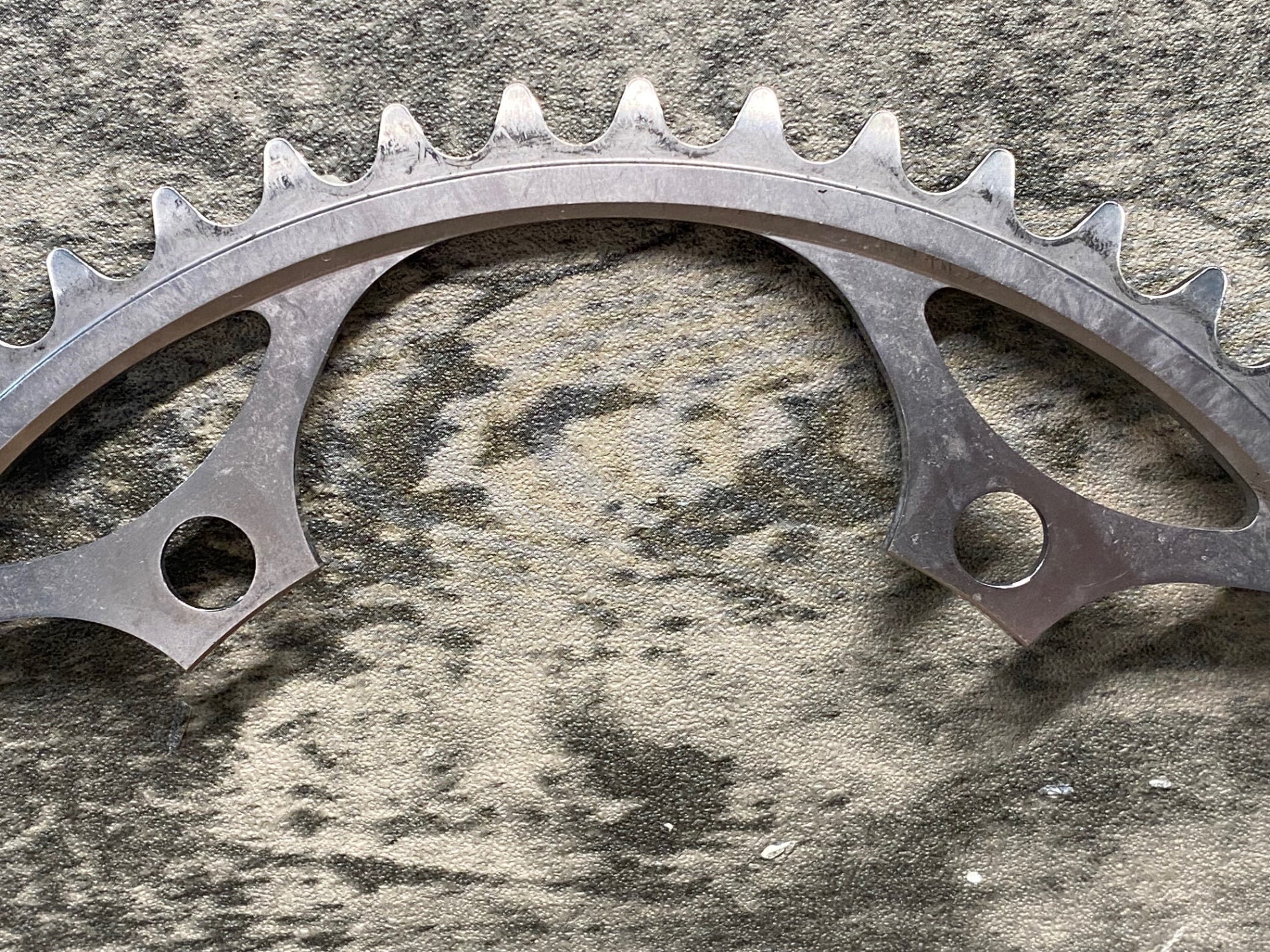 JJ372 シマノ SHIMANO デュラエース DURA-ACE NJS チェーンリング 52T