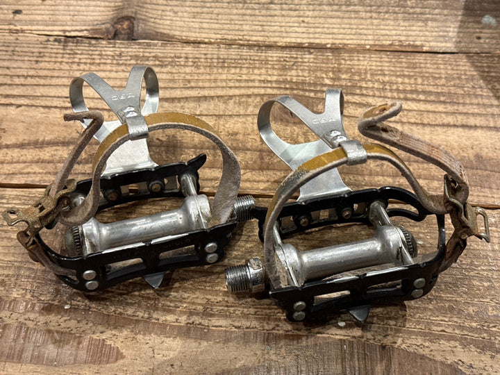 JJ194 カンパニョーロ Campagnolo SuperLeggeri ヴィンテージ ペダル スチールシャフト 樹脂キャップ