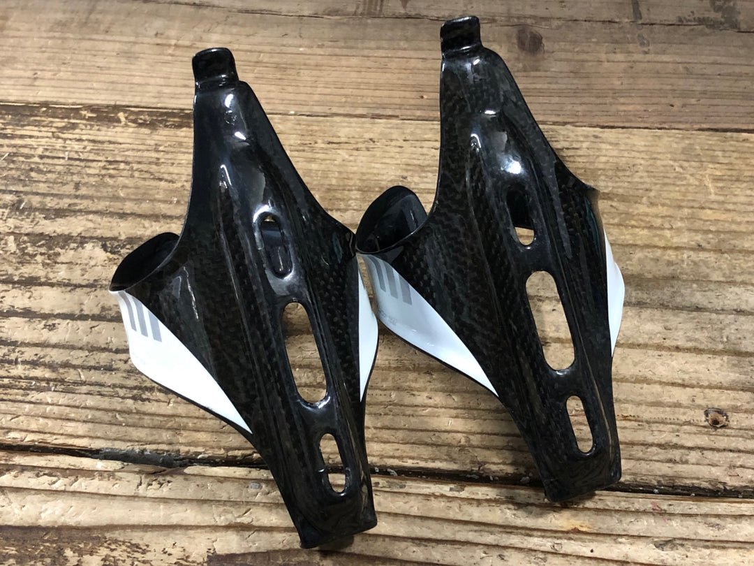 KP677 エリート ELITE モロ MORO カーボン ボトルケージ ペア 黒白