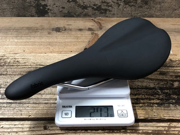 JY550 ファブリック Fabric SCOOP ELITE SHALLOW サドル 黒 138mm