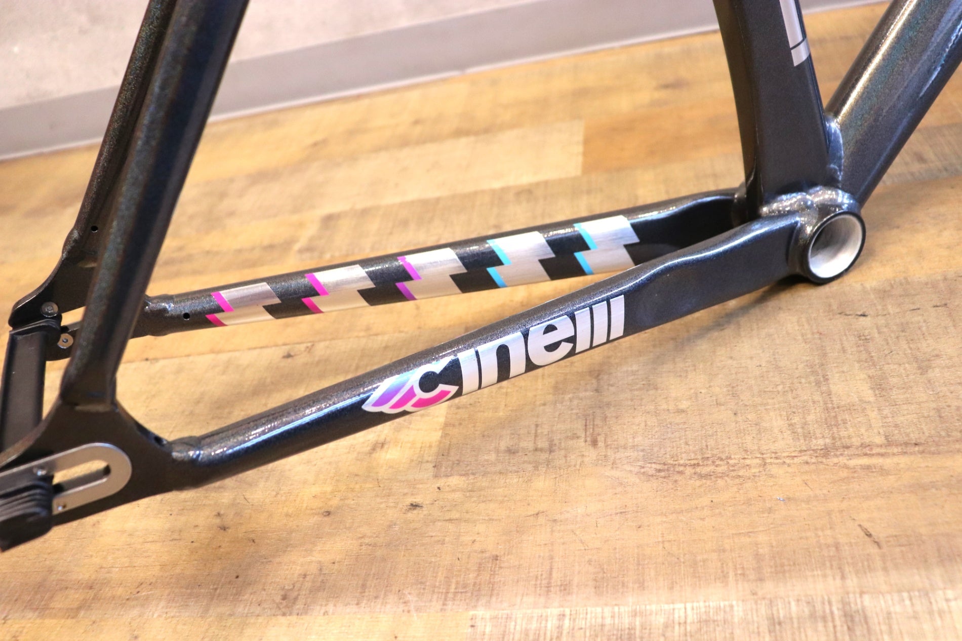 未使用 チネリ Cinelli ヴィゴレッリ VIGORELLI 2025モデル Mサイズ