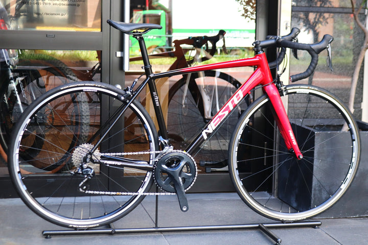 【4iiii 片側パワーメーター装着】 ネスト NESTO オルタナ ALTERNA 2023モデル 500サイズ シマノ ソラ R3000 MIX 9S アルミ ロードバイク 【東京南麻布店】