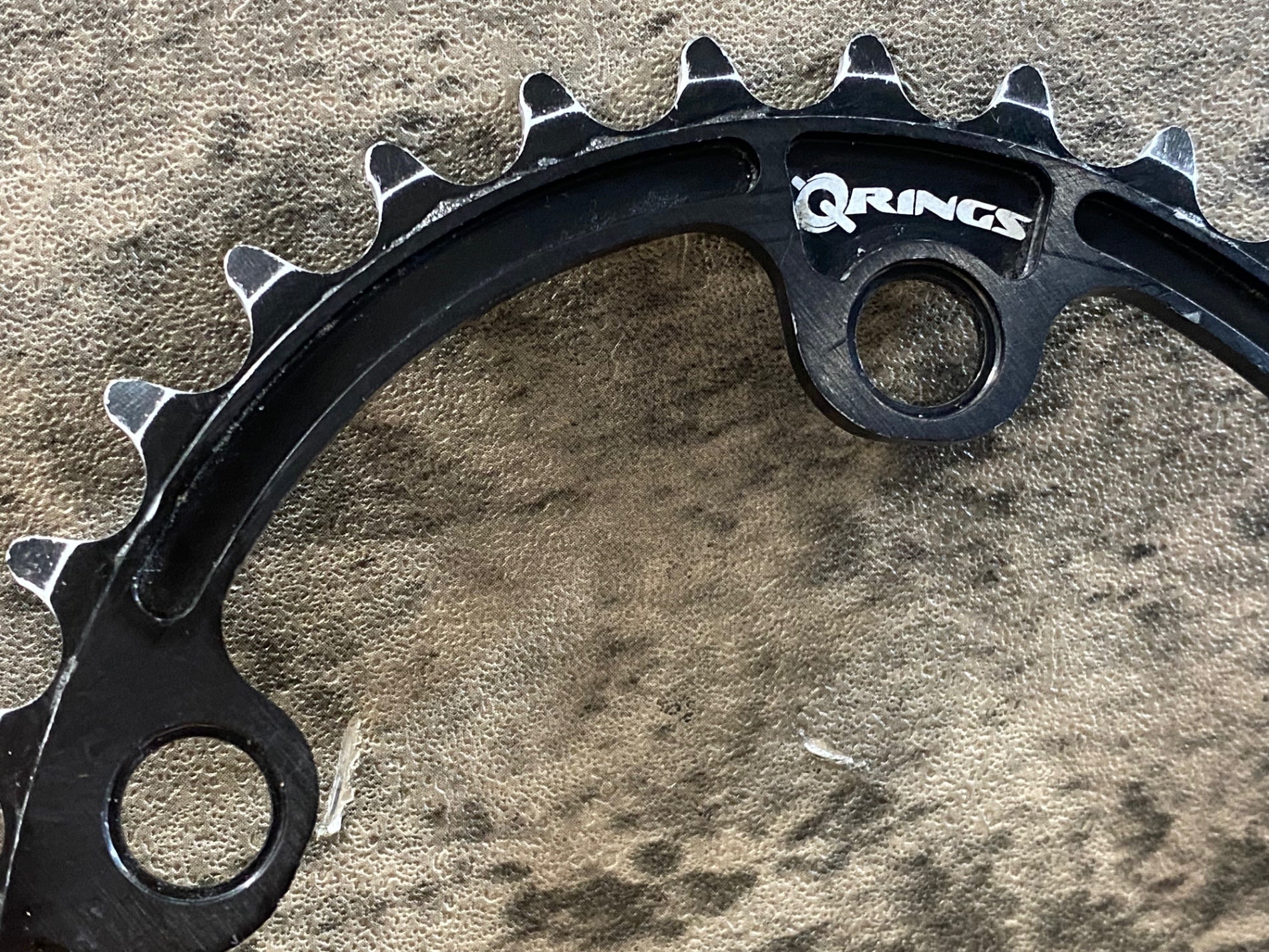 JY774 ローター ROTOR QRINGS チェーンリング 52/36T 110BCD 4arm