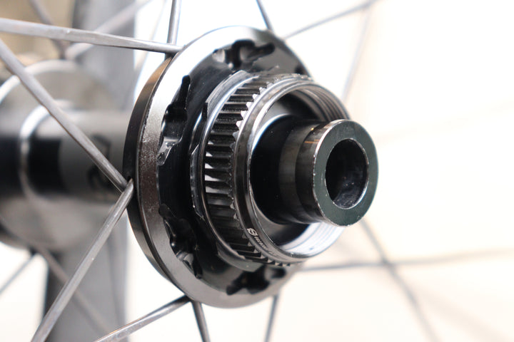ボントレガー BONTRAGER アイオロス ディスク AEOLUS RSL DISC 62 カーボン チューブレスレディ フロント ホイール 【横浜店】