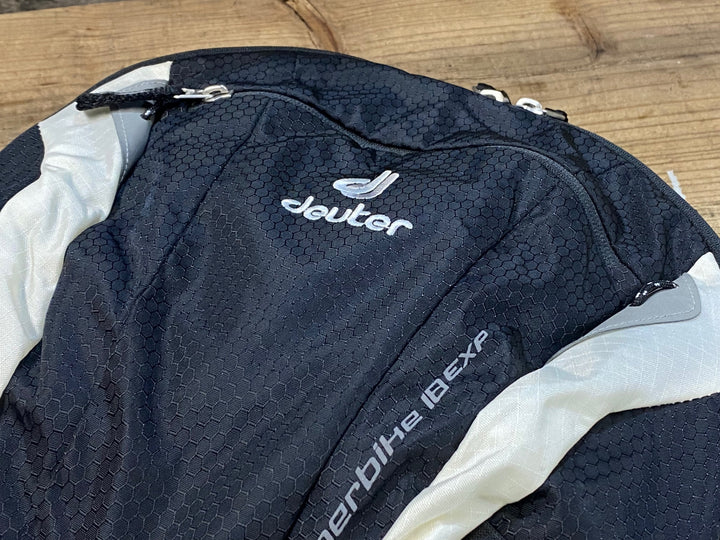 JT518 ドイター deuter superbike 18 EXP リュック バックパック 黒
