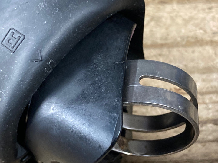 KQ701 シマノ SHIMANO 105 ST-R7020 STIレバー ※両レバークランプ部割れの為ジャンク