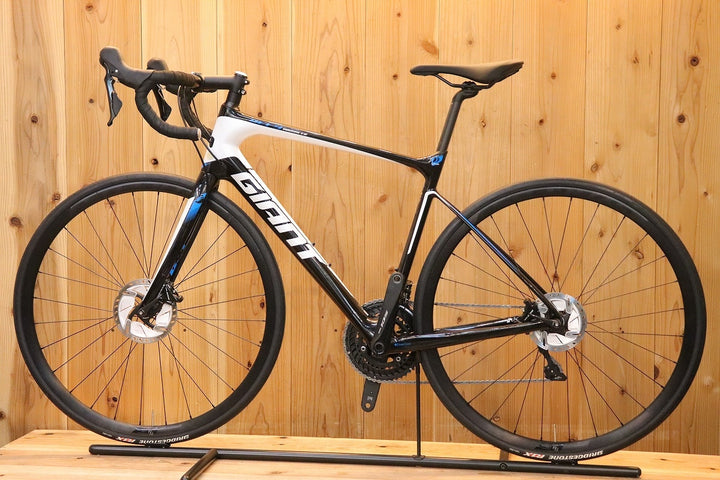 ジャイアント GIANT ディファイ DEFY ADVANCED 2 2017年モデル Mサイズ シマノ 105 R7020 11S カーボン ロードバイク 【芦屋店】