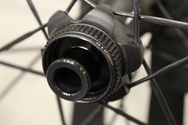 DT SWISS P1800 SPLINE 23 DB DISC アルミ チューブレスレディ ホイール  ワイドリム 18C フロントのみ 【福岡店】