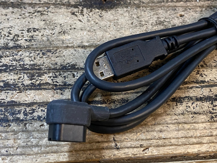 JP594 シマノ SHIMANO EW-EC300 DI2 バッテリーチャージャー
