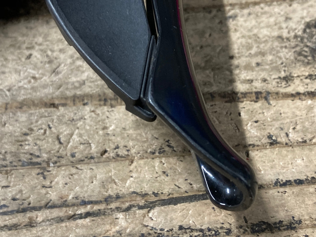 KB045 シマノ SHIMANO 105 ST-R7025 前期 右 STIレバー 11s 油圧 ※ホース取付部割れ, 油漏れの為ジャンク