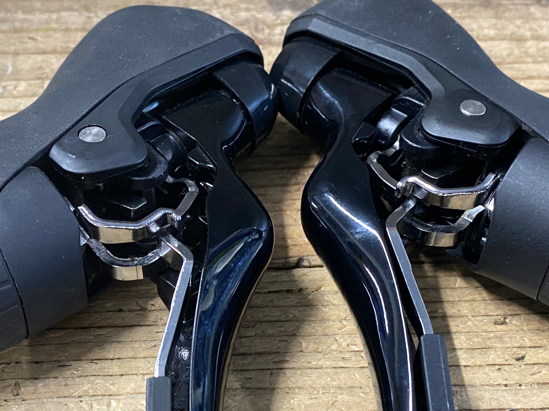 KA431 シマノ SHIMANO 105 ST-R7120 STIレバー 2x12S 油圧 – BICI