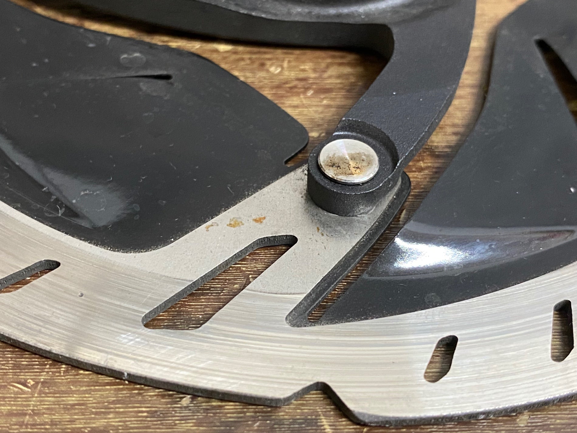 JP686 シマノ SHIMANO デュラエース DURA-ACE SM-RT900-S ディスク