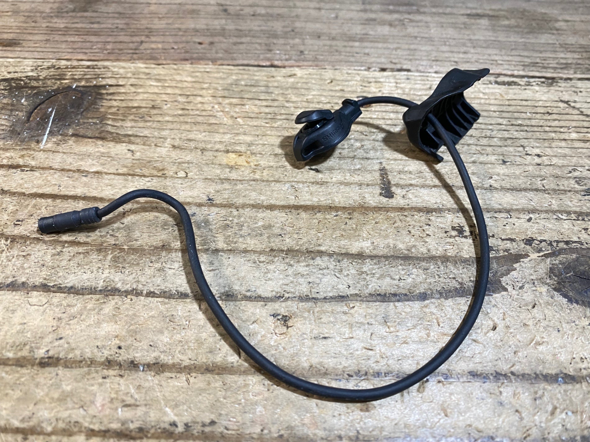 JZ363 シマノ SHIMANO SW-R9150 電動 Di2 サテライトスイッチ シフト