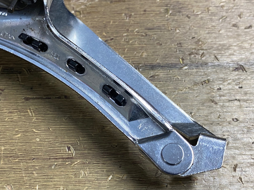 KD999 シマノ SHIMANO 105 FD-5800 フロントディレイラー 黒 ※ワッシャー欠品