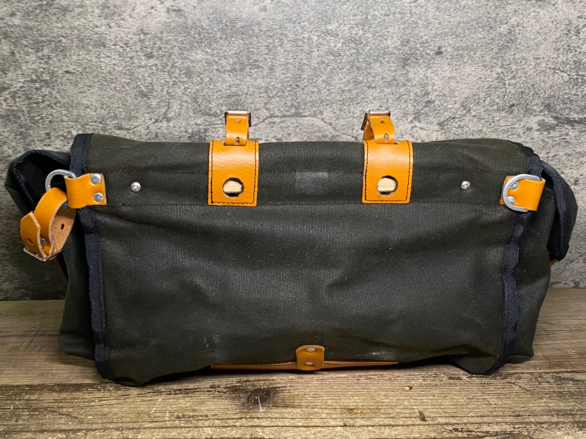 JL180 キャラダイス CARRADICE BROMPTON CITY FOLDER フロントバッグ