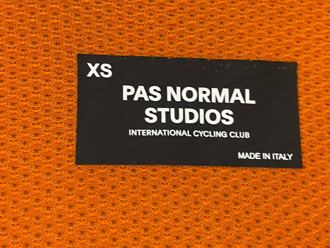 KJ291 パスノーマルスタジオ PAS NORMAL STUDIOS Men's Solitude Mesh Jersey 半袖 サイクルジャージ オレンジ XS