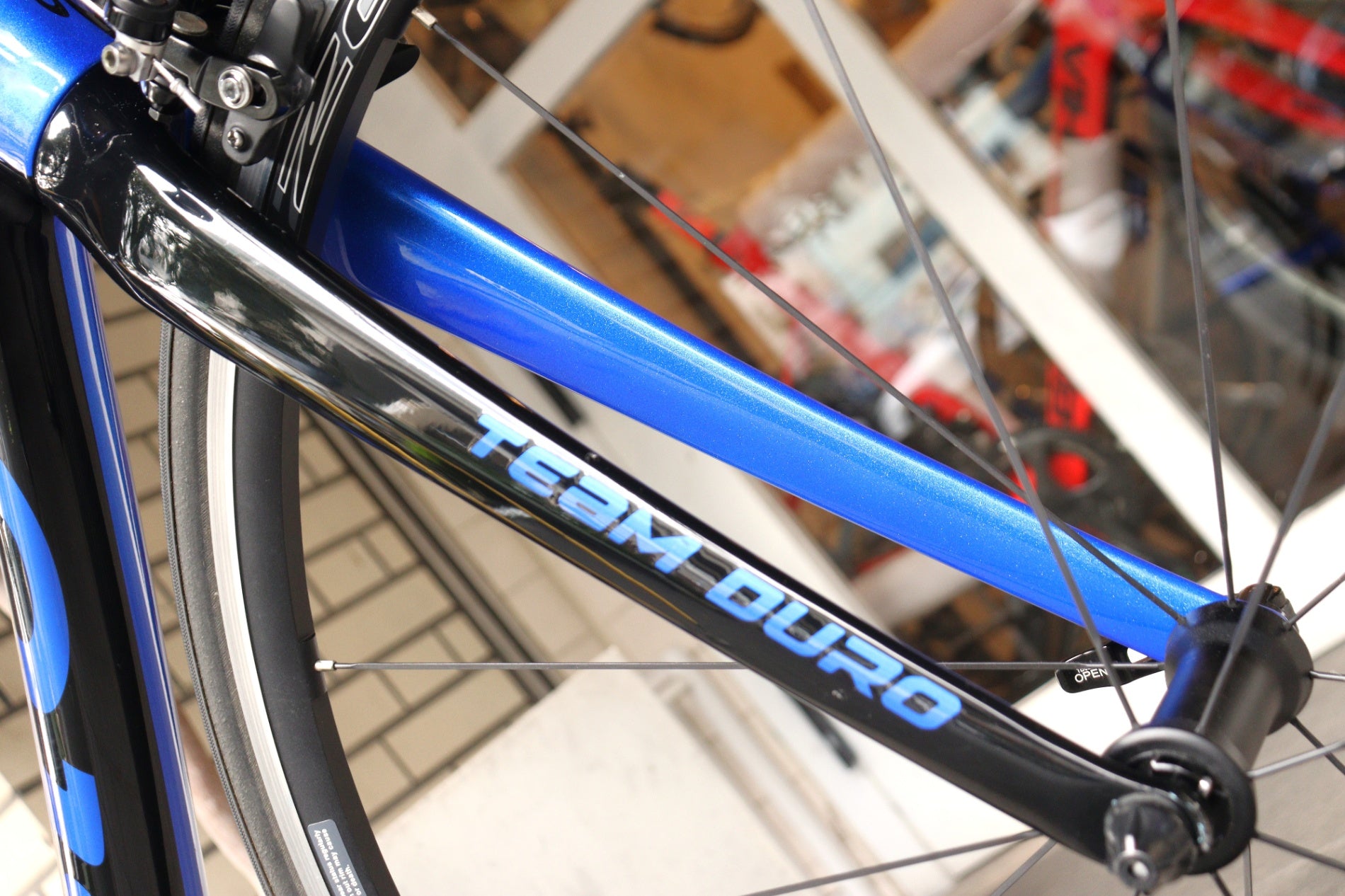 グスト GUSTO RCR TEAM DURO EVO 2020モデル Mサイズ シマノ R7000 105