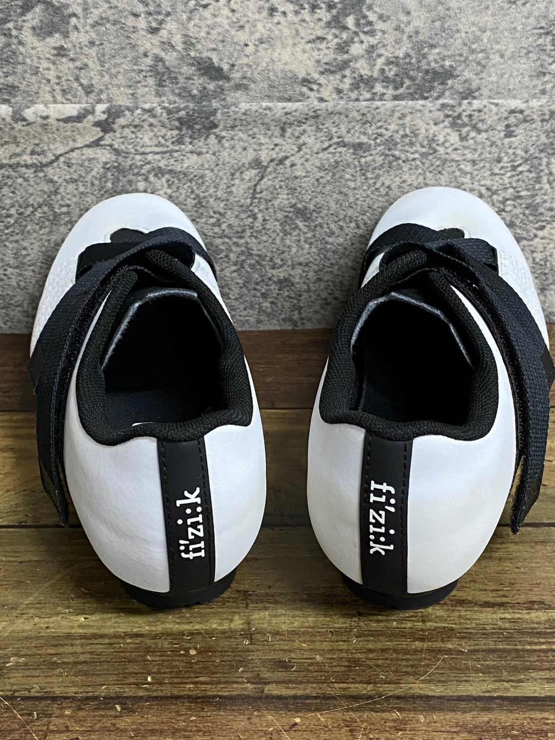 KC431 フィジーク fizik TEMPO R5 POWERSTRAP ビンディングシューズ 白黒 EU38 SPD-SL