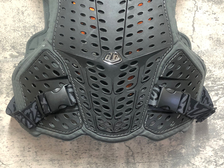 KM624 トロイリーデザイン Troy Lee Designs ROCK FIGHT CE 防護ベスト プロテクター