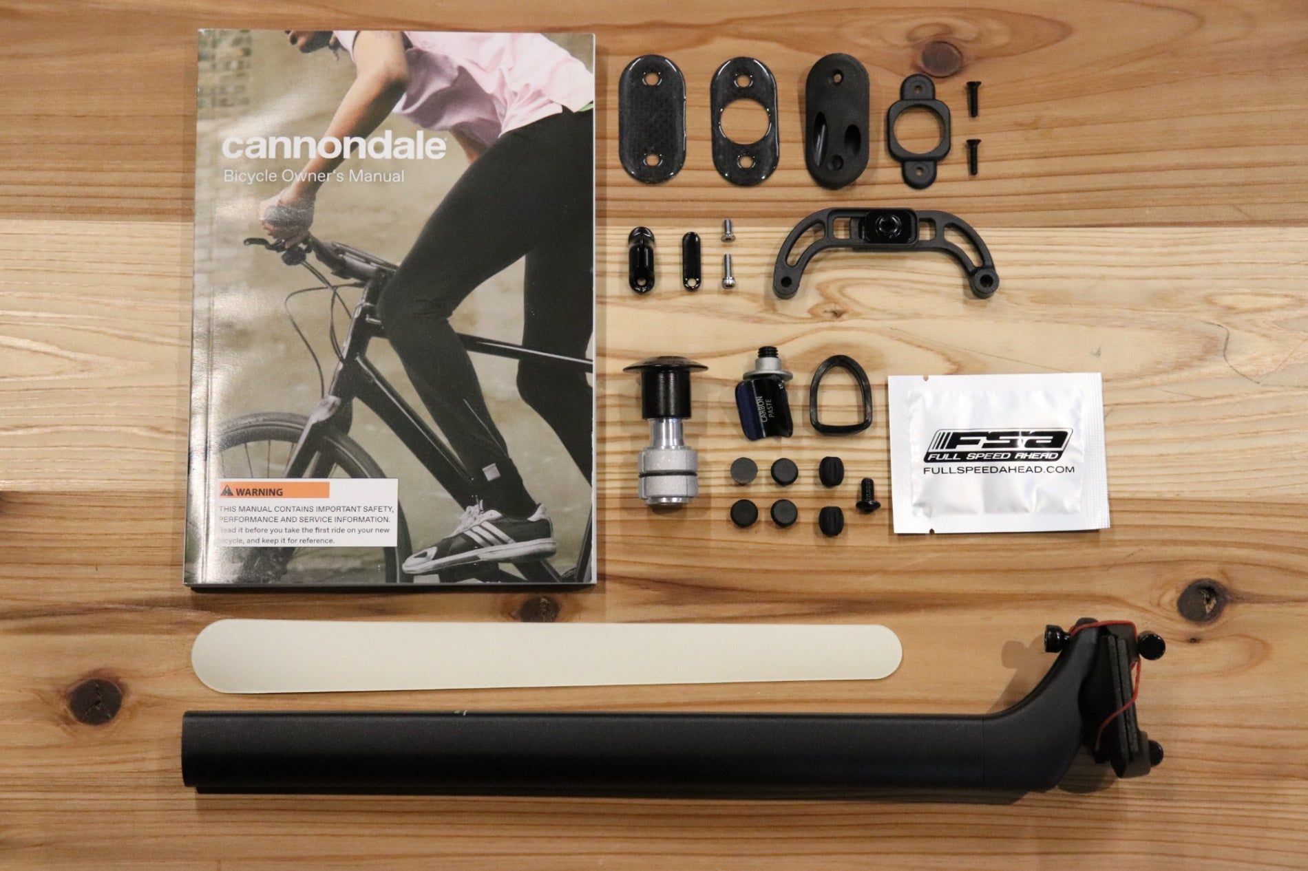 未使用 キャノンデール CANNONDALE キャド CAAD13 DISC 2023モデル 44
