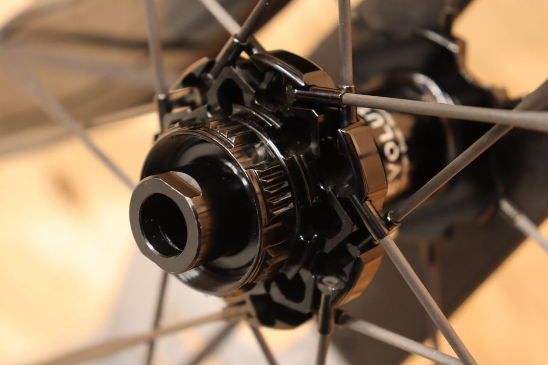 エリート ELITEWHEELS ドライブ ヘリックス DRIVE HERIX 46D CS カーボン チューブレス ホイールセット シマノ12S/11S 【千葉店】
