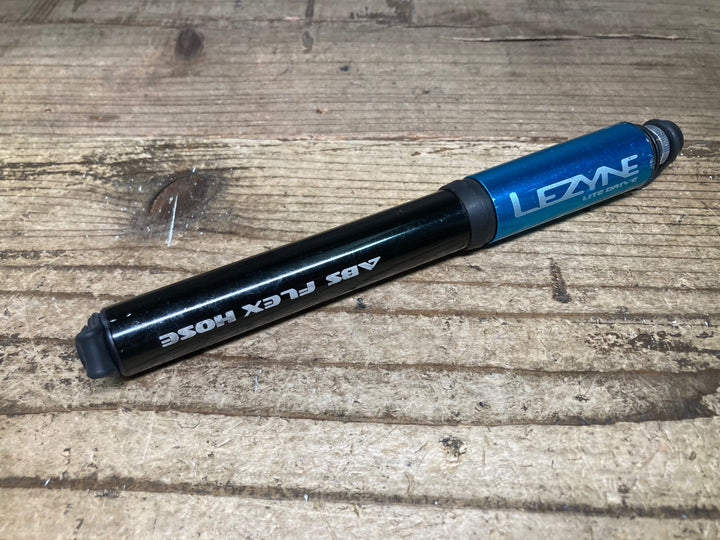 JK711 レザイン LEZYNE LITE DRIVE 携帯空気入れ 水色 黒