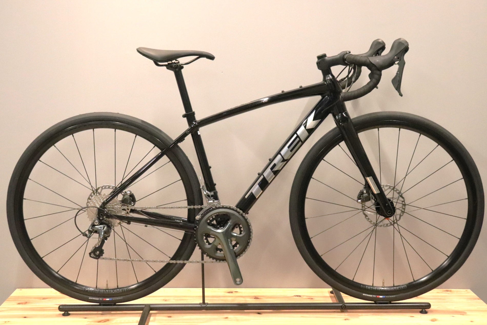 トレック TREK ドマーネ DOMANE AL4 GEN3 DISC 2021モデル 49サイズ