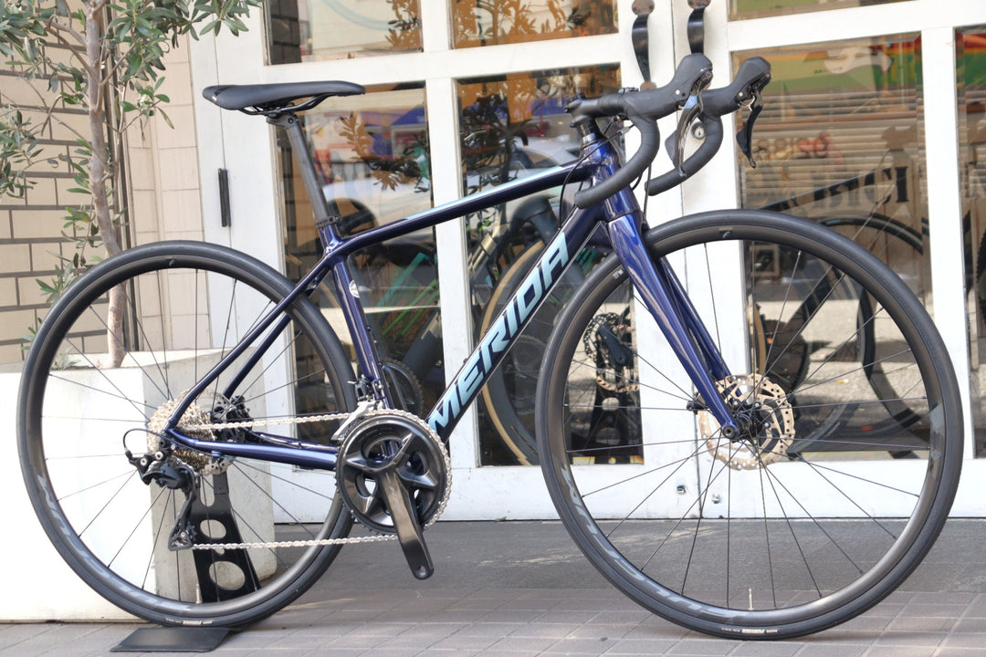 メリダ MERIDA スクルトゥーラ SCULTURA 700 DISC 2024モデル 44サイズ シマノ 105 R7120 12S アルミ ロードバイク 【横浜店】
