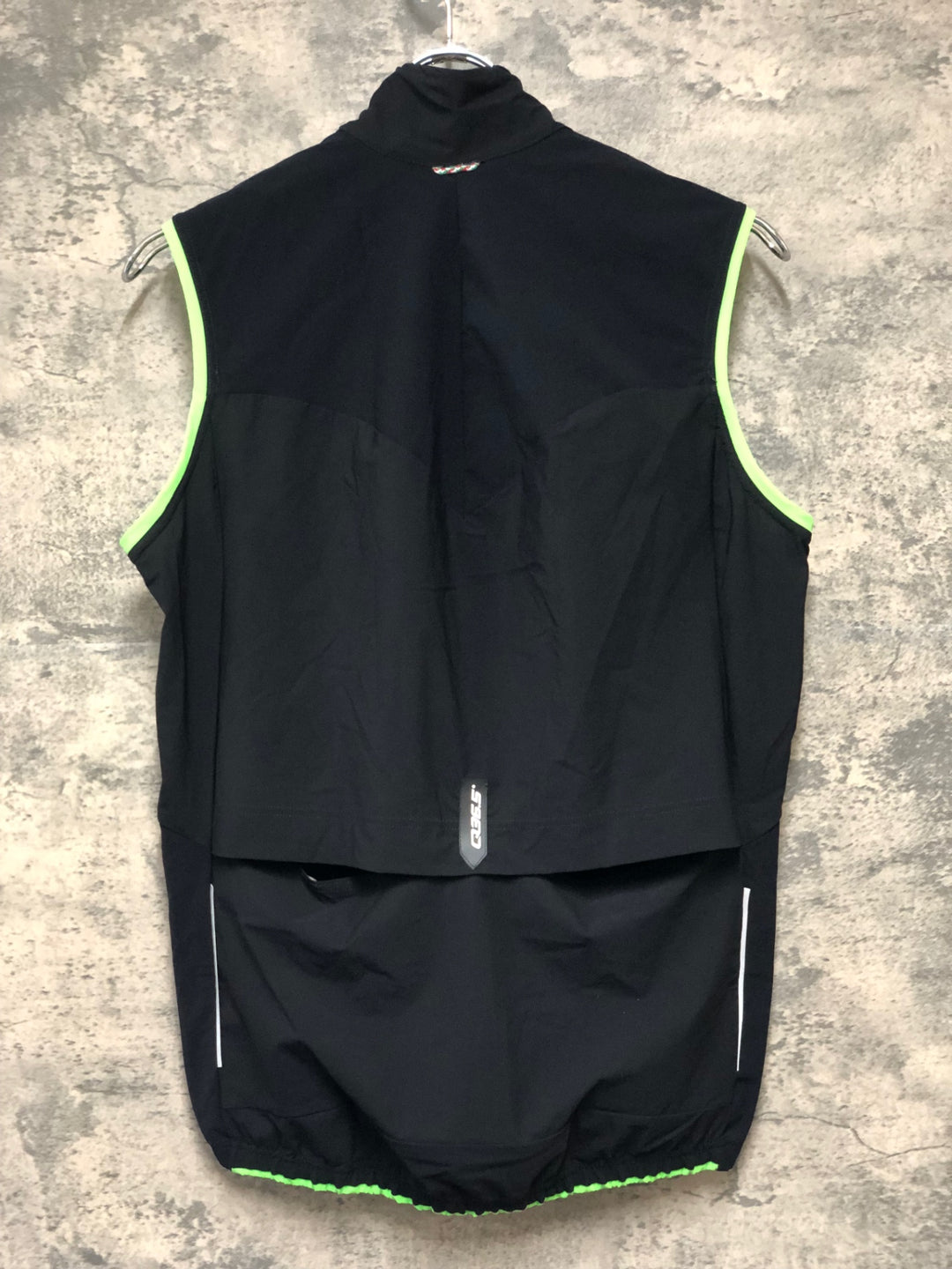 KP570 Q36.5 ジレ サイクルベスト 黒 M 裏起毛
