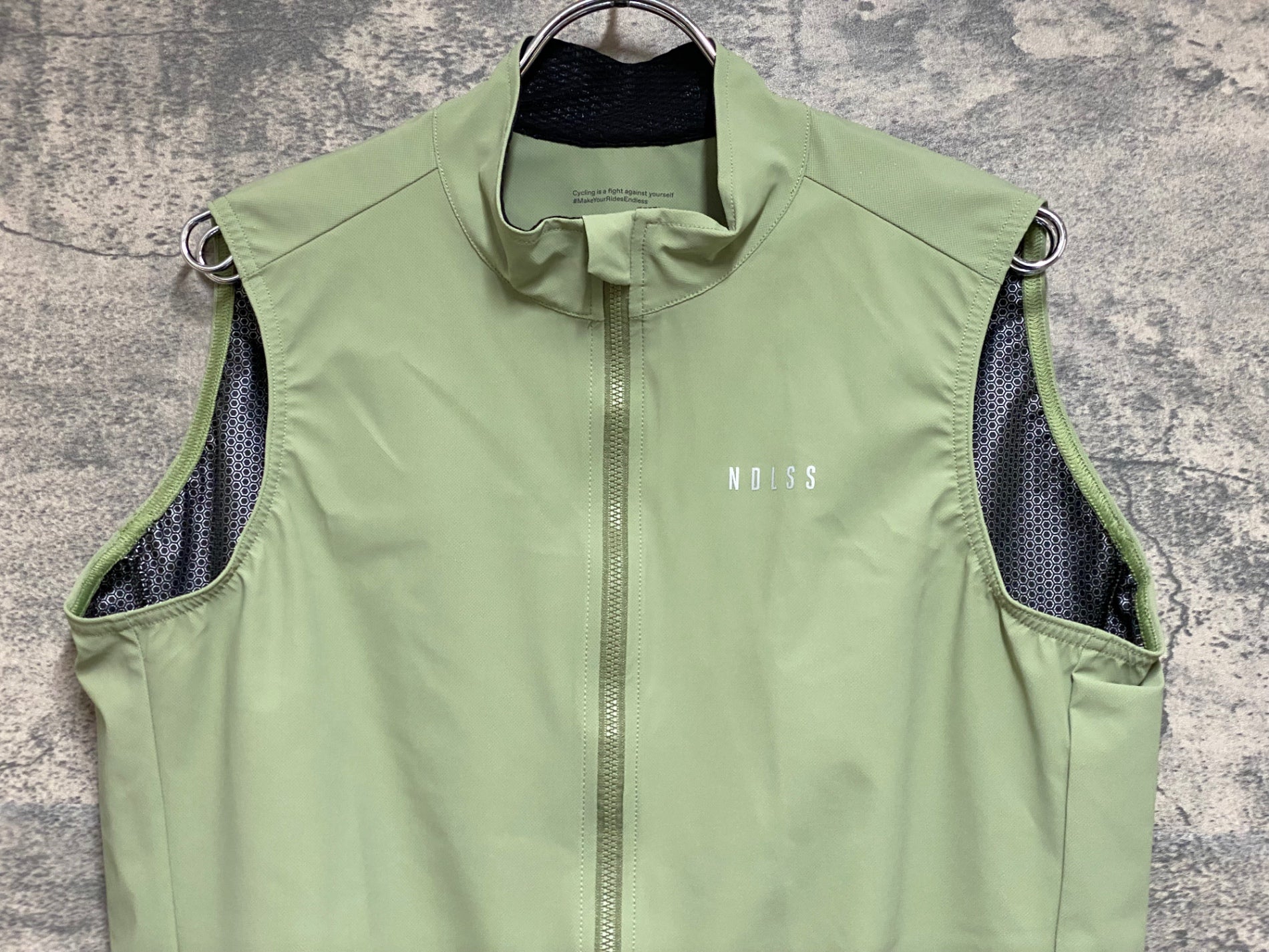 NDLSS ジレ　M KD767 エンドレス NDLSS サイクルベスト ジレ モスグリーン L – BICI