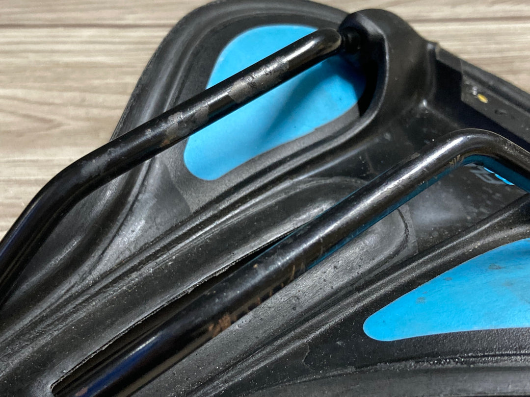 JS006 ボントレガー BONTRAGER COMMUTER FLUID サドル 黒 165mm クロモリ