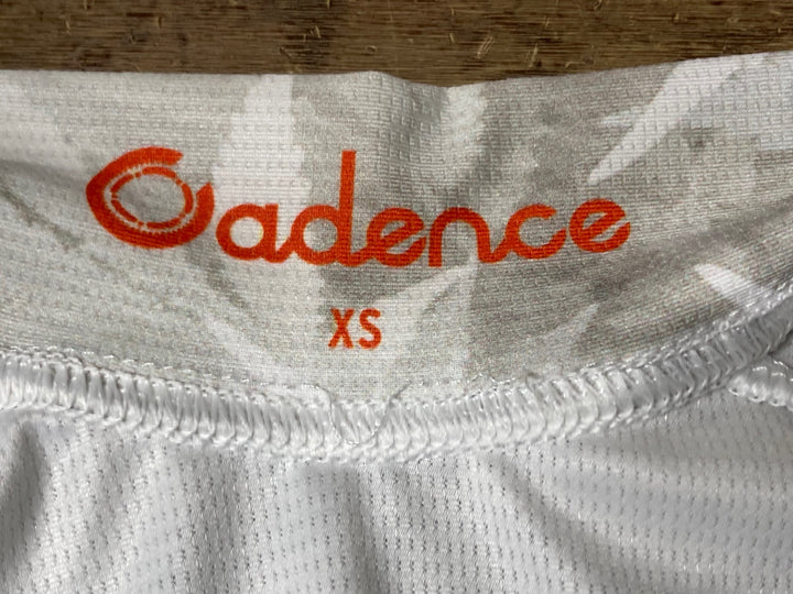 JW701 ケイデンス Cadence 半袖 サイクルジャージ 白 XS ※ほつれ