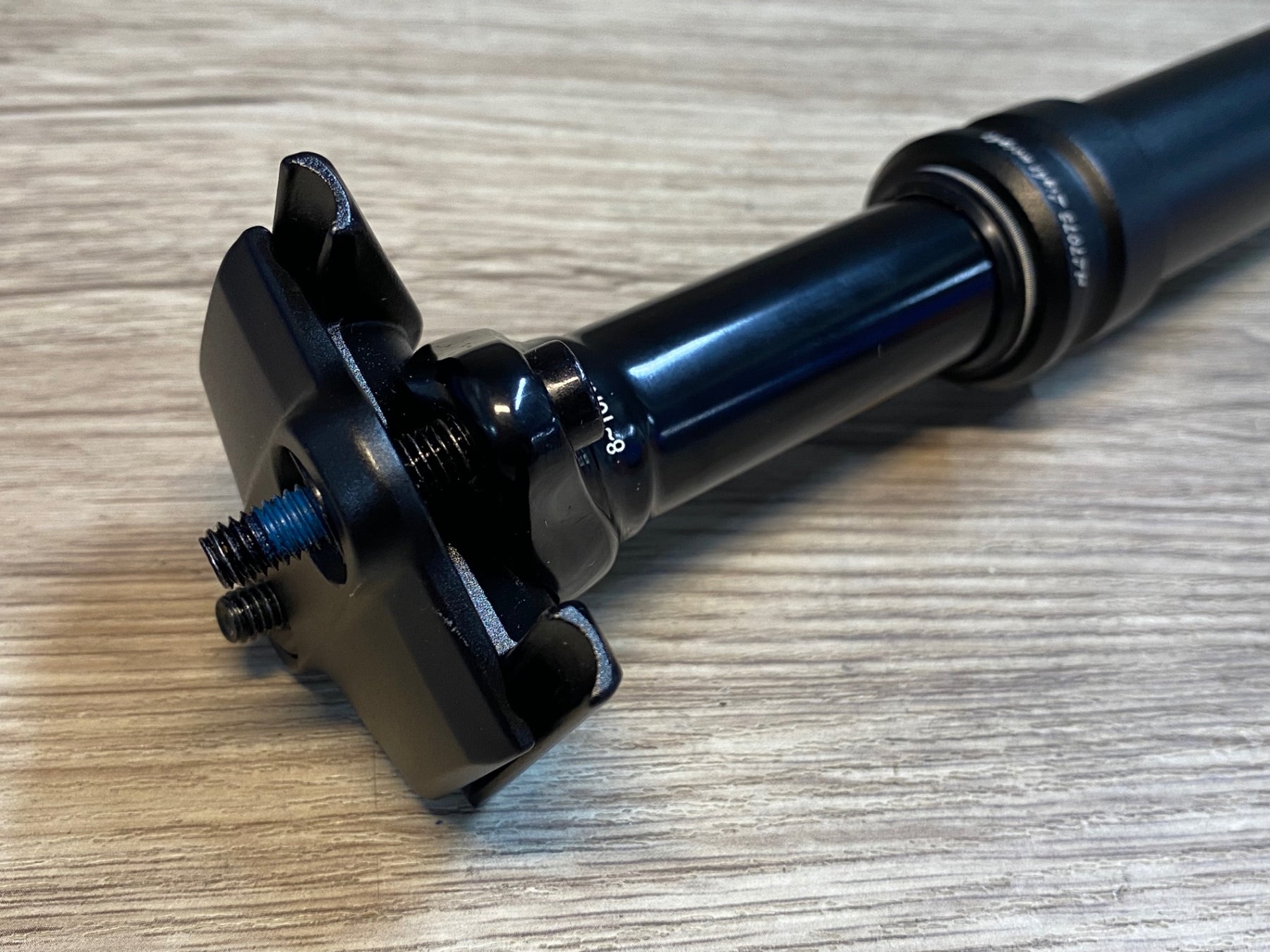 スペラシャライズド　epic ht ドロッパーシートポスト付き サイズs IX906 スペシャライズド SPECIALIZED ドロッパー シートポスト アルミ