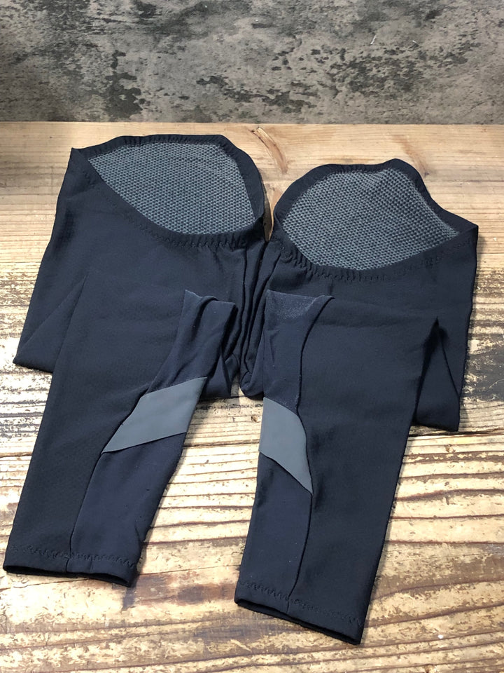 KC826 アソス assos レッグウォーマー 黒 サイズ不明