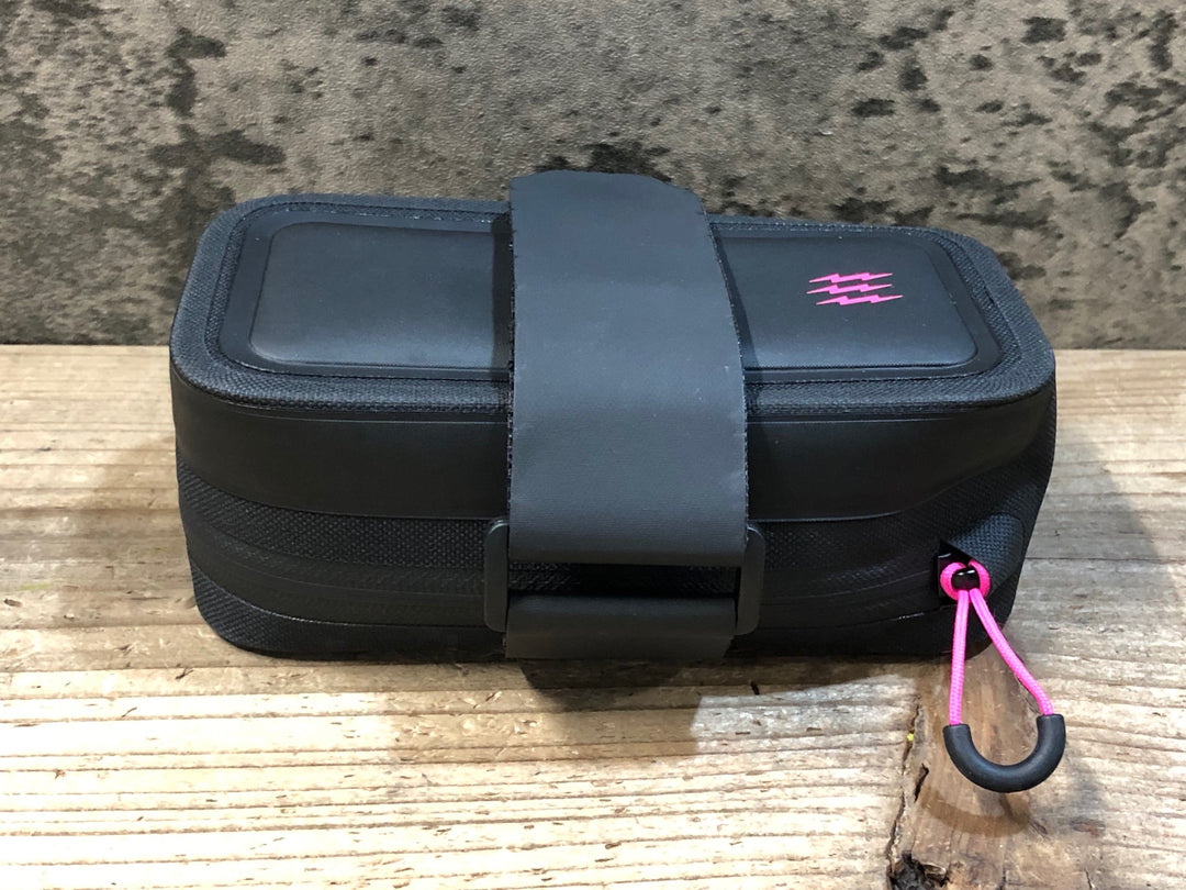 JY802 マックオフ MUC-OFF SADDLE PACK サドルバッグ