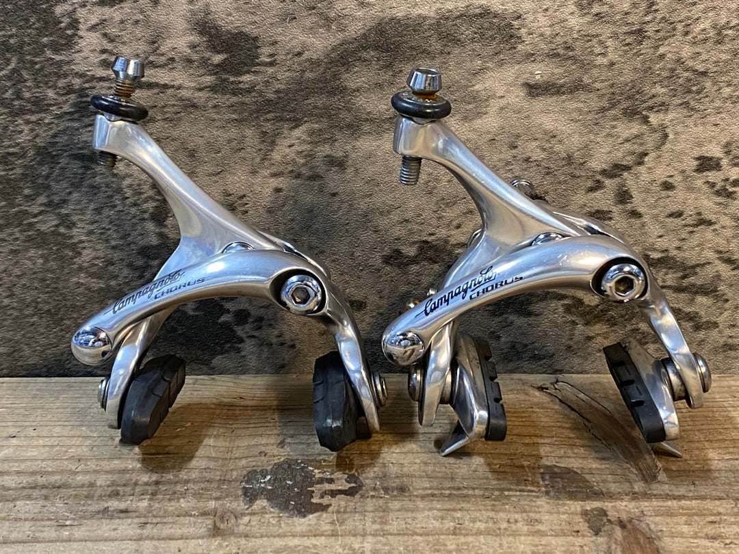 IQ796 カンパニョーロ CAMPAGNOLO コーラス CHORUS キャリパーブレーキ 前後セット シルバー ※ブレーキシュー社外品