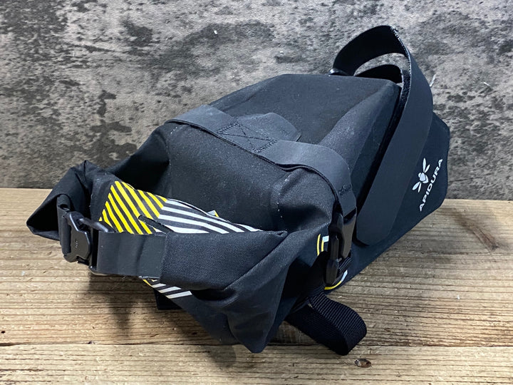 KE213 アピデュラ APIDURA RACING SADDLE サドルバッグ 5L