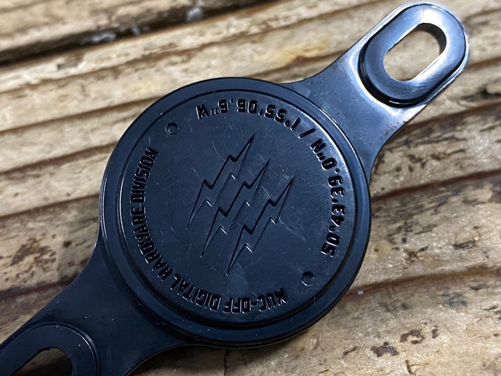 KP385 マックオフ MUC-OFF AIRTAG HOLDER ※ボルト欠品