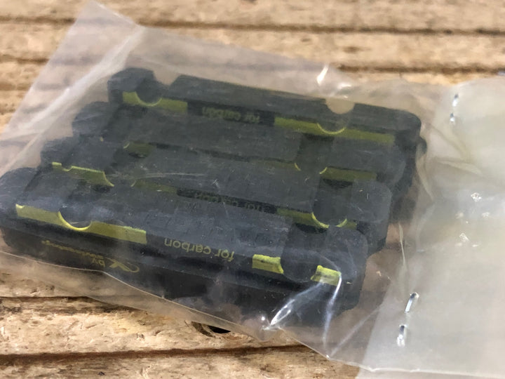 KI439 AX Lightness ブレーキパッド 4pcs シマノ用