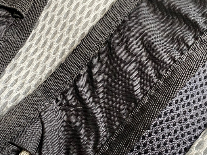 KL669 ドイター deuter speedlite 10 350 リュックサック バックパック 黒