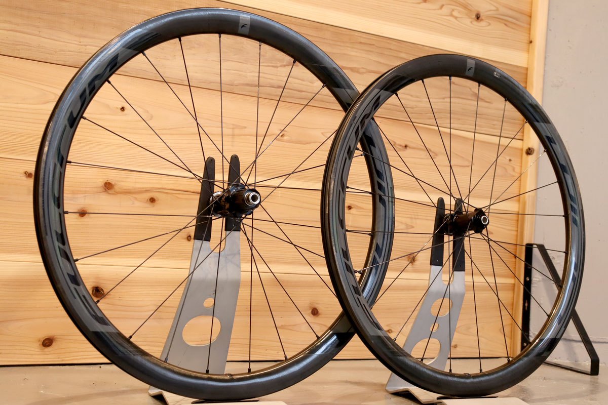 フルクラム Fulcrum ウィンド WIND 400 DB カーボン ディスク ホイール