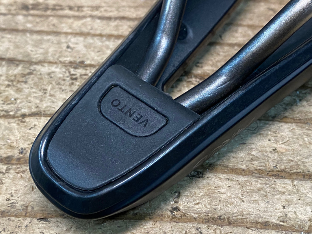JQ050 フィジーク fizik VENTO ARGO R3 kium サドル 黒 140mm