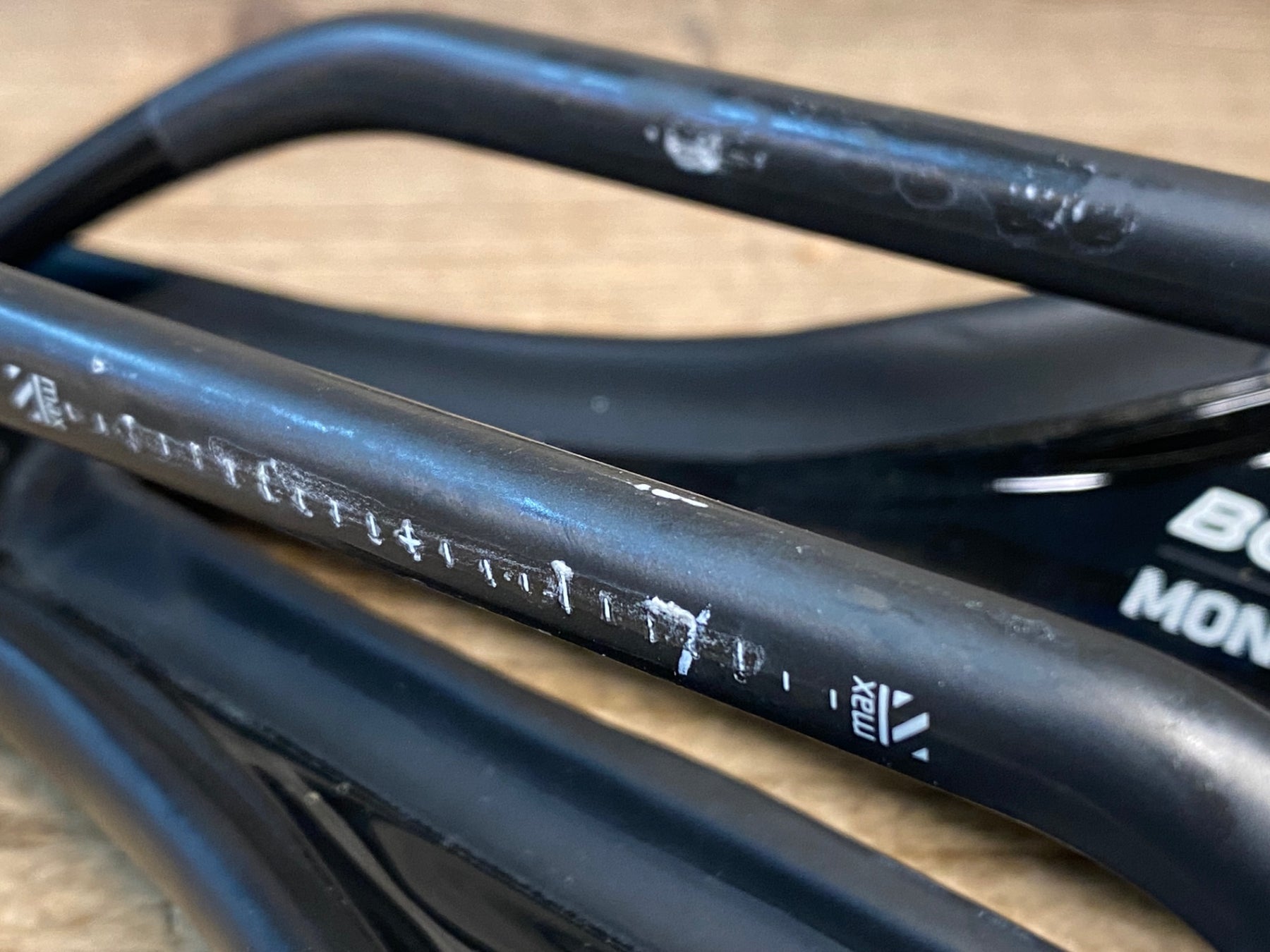 JM874 ボントレガー BONTRAGER MONTROSE PRO サドル 黒 138mm カーボン