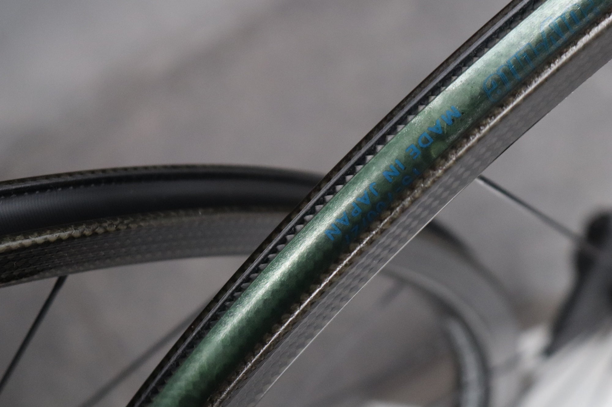 低走行美品 カンパニョーロ ハイペロンウルトラTWO　チューブラー Campagnolo ( カンパニョーロ ) ロードバイク用ホイール