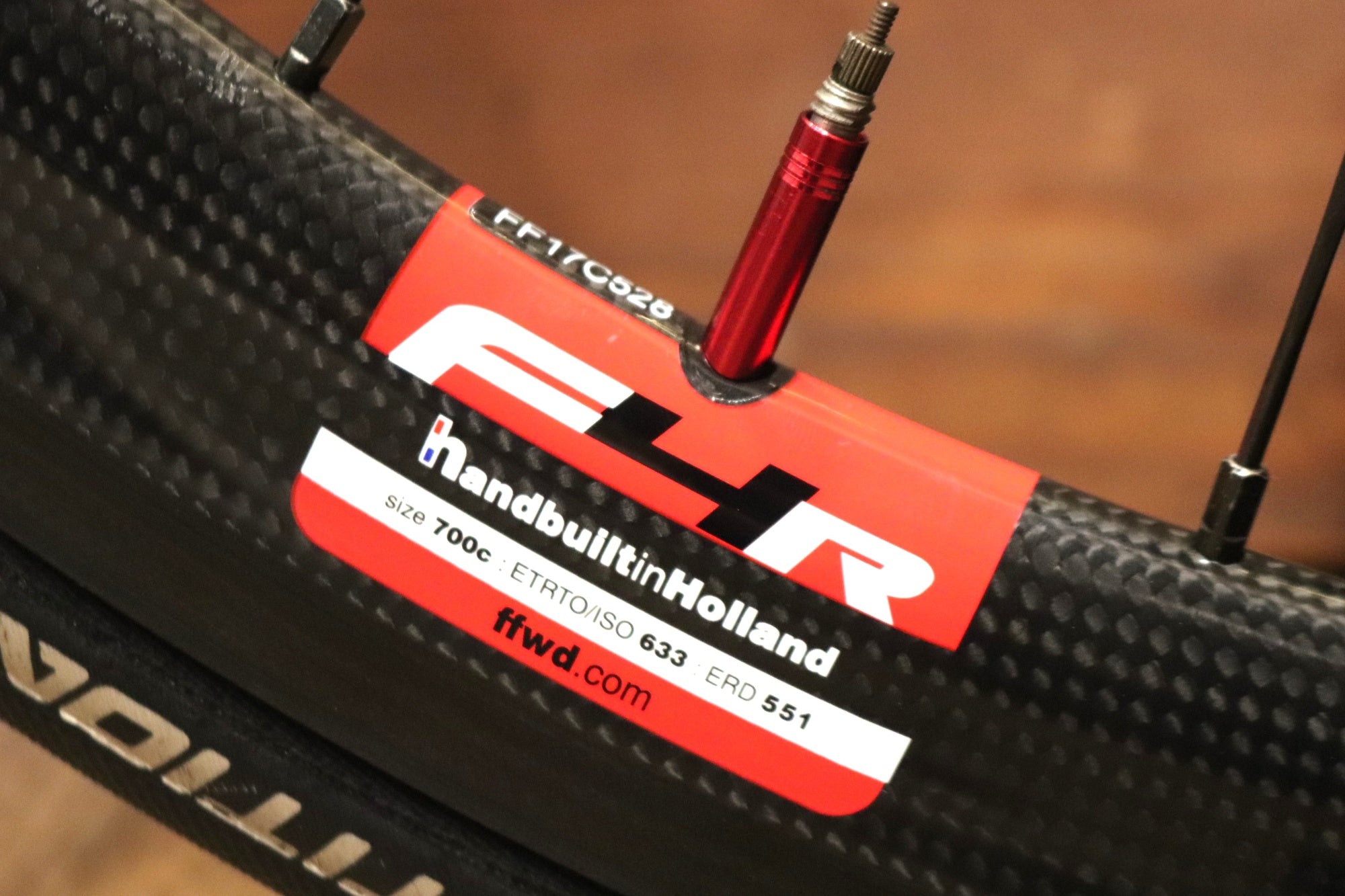 ファストフォワード FFWD F4R カーボン チューブラー ホイールセット