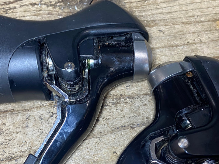 JV018 シマノ SHIMANO 105 ST-5800 STIレバー 2x11S
