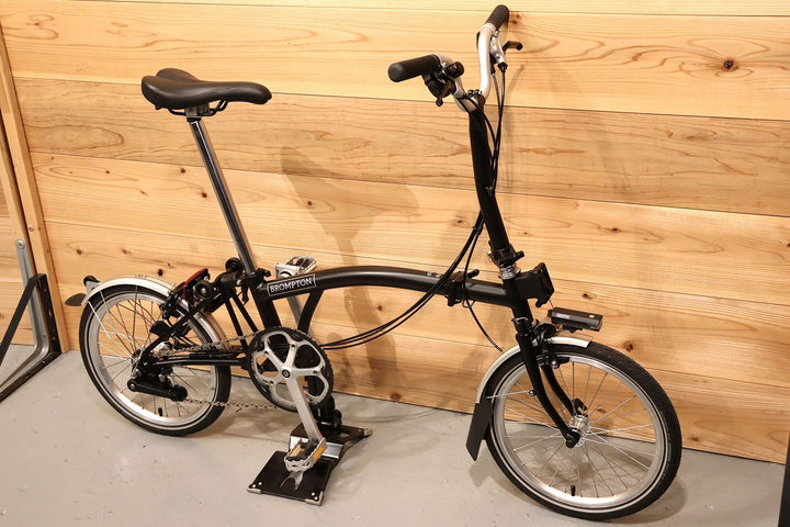ブロンプトン BROMPTON Cライン C-LINE EXPLORE MID 2022 マットブラック 2×3S スチール 折り畳み 小径車 ミニベロ 【千葉店】