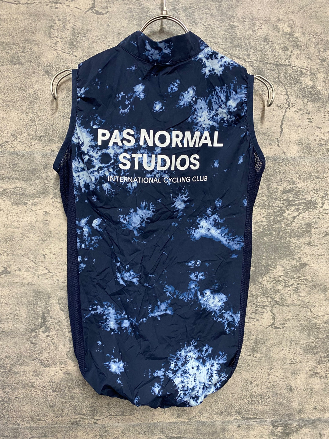 KA569 パスノーマルスタジオ PAS NORMAL STUDIOS STOW AWAY GILET ジレ サイクルベスト ネイビー 総柄 L