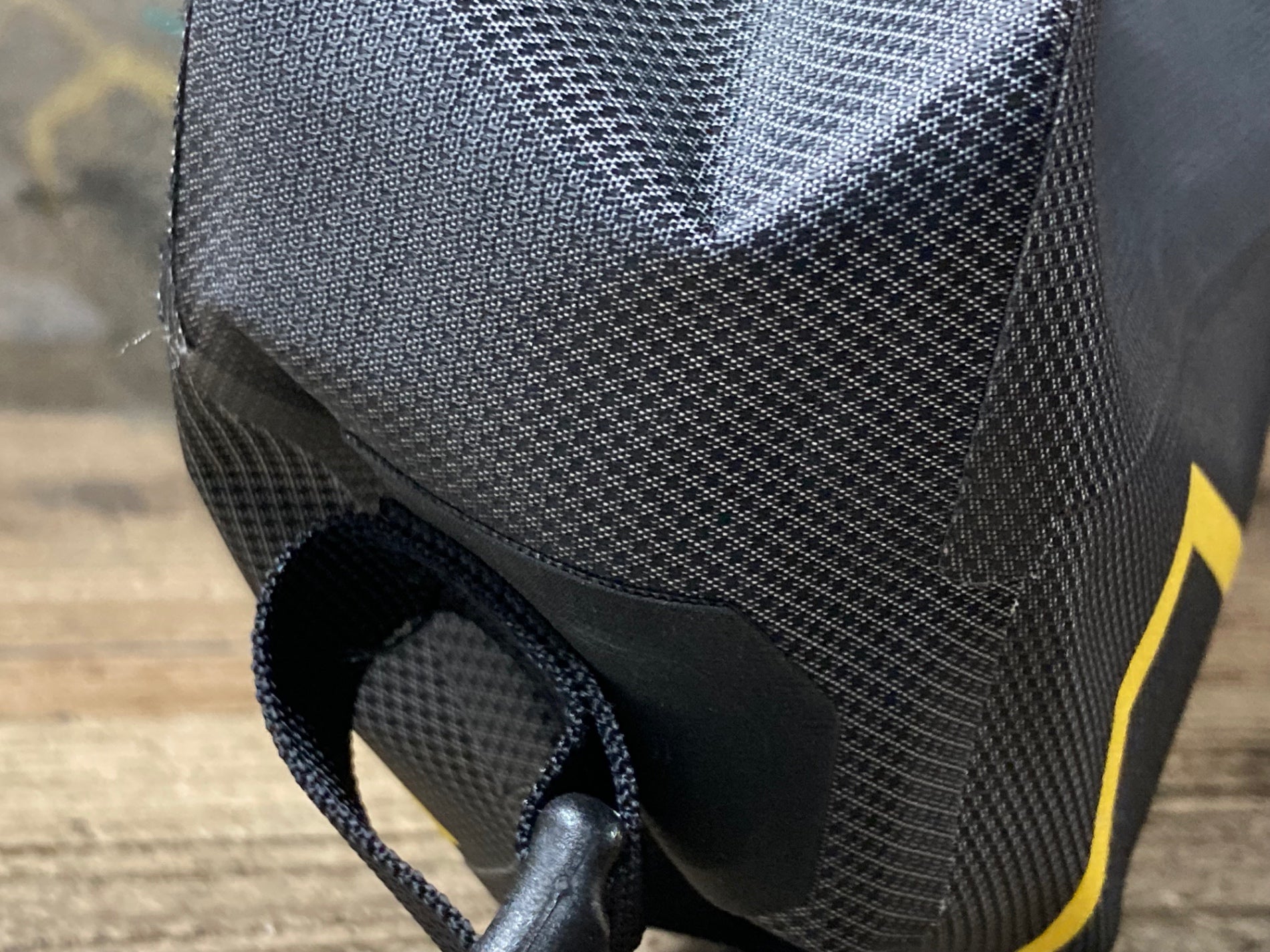 JX816 アピデュラ APIDURA エクスペディション フレームパック 3L