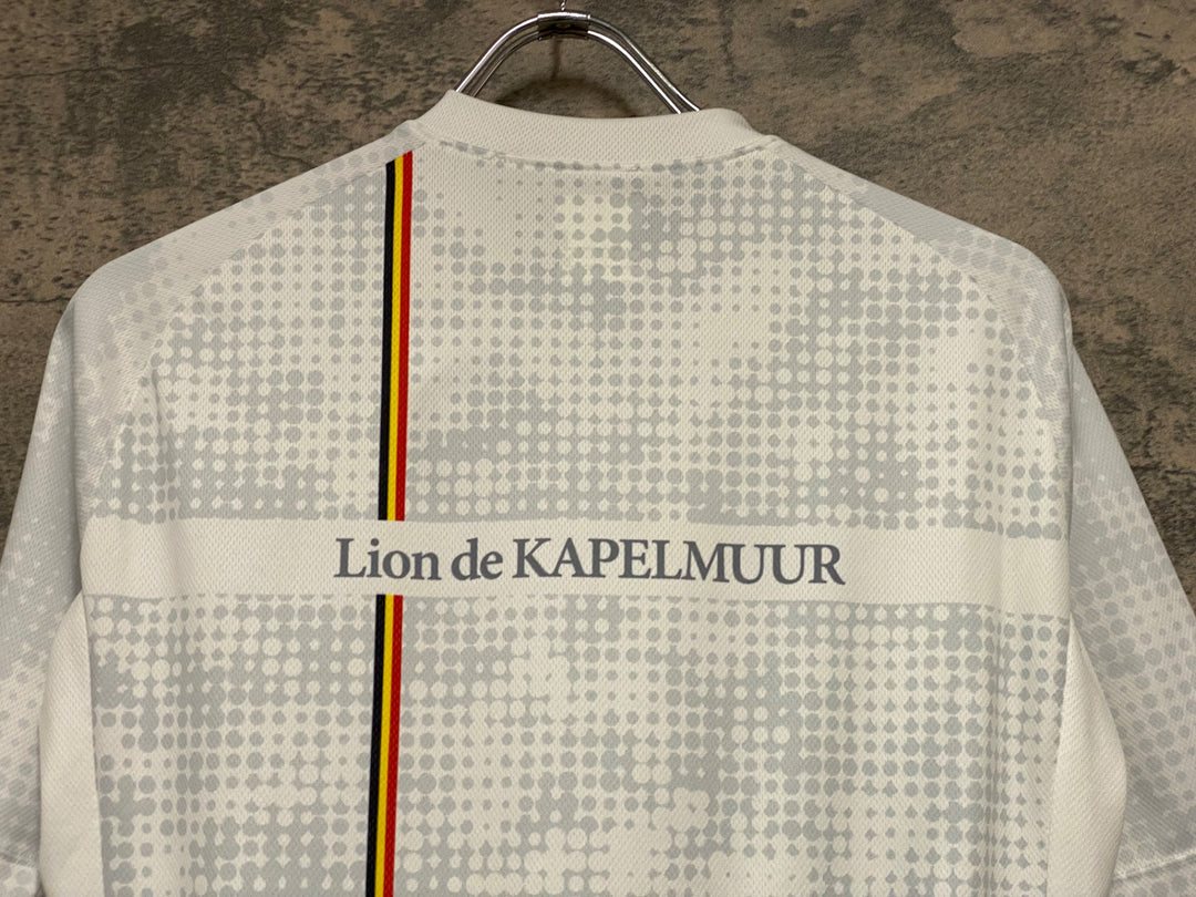 JU090 リオンドカペルミュール Lion de KAPELMUUR 半袖 サイクルジャージ 白 M